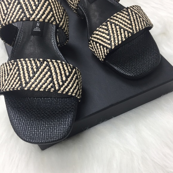 🎉HP🎉 STEVE MADDEN Friendsy Slide Sandal - Picture 6 of 8